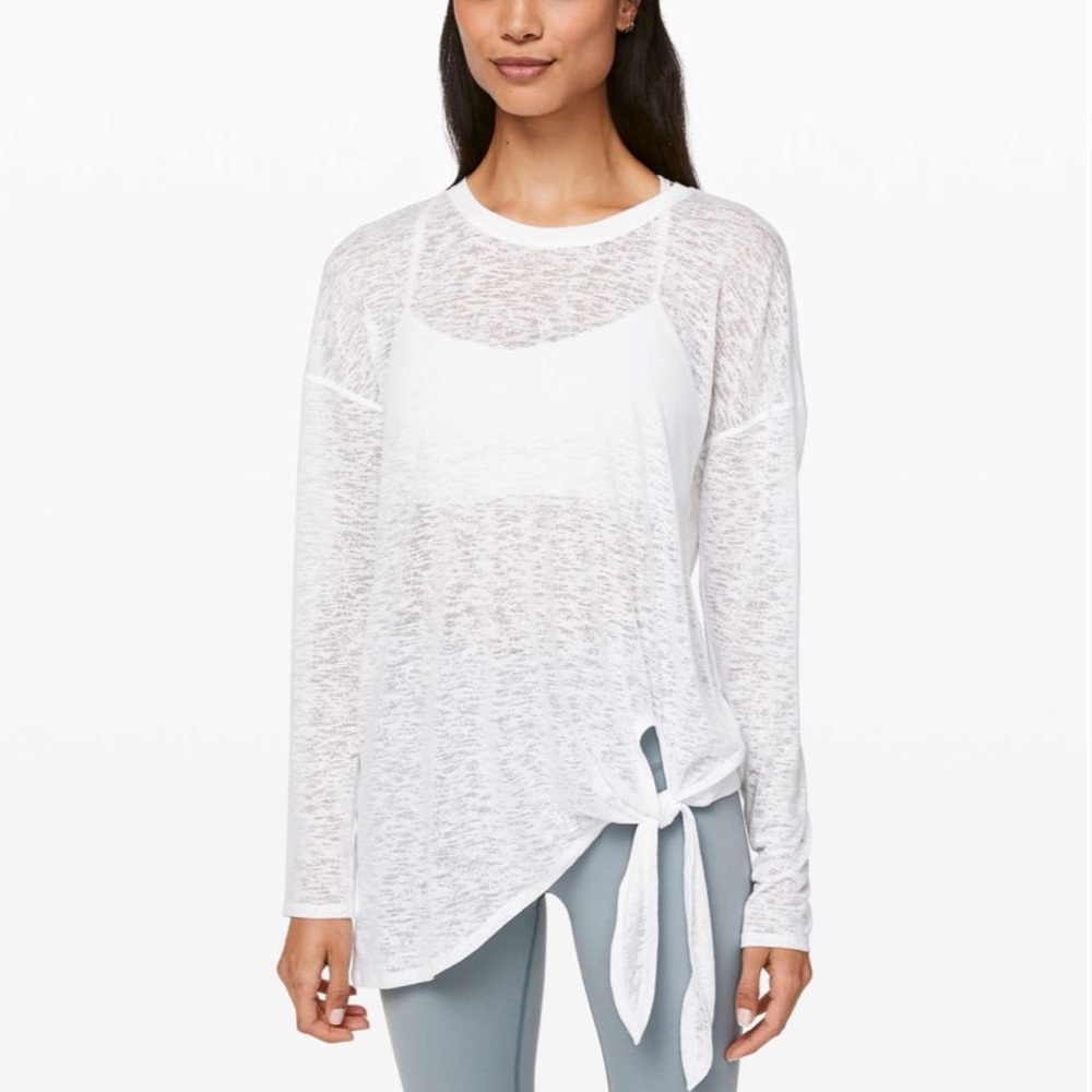 NWOT Lululemon Tie Your Practice Long Sleeve
Silver Fox